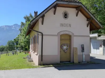 Ein allgemeiner Bergblick oder ein Berglick von der Ferienwohnung aus