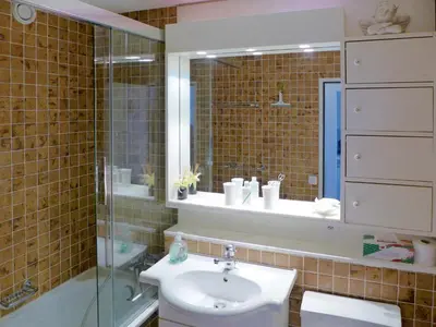 Ein Badezimmer in der Unterkunft Apartment Jeanne D'Arc Apt- D-33 by Interhome