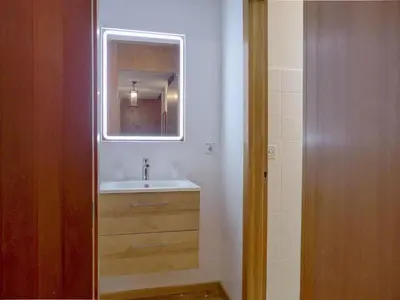 Ein Badezimmer in der Unterkunft Apartment Mischabels 1 by Interhome