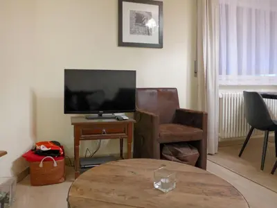 TV/Unterhaltungsangebot in der Unterkunft Apartment Barzettes-Vacances 558 - Entrée N- 18 by Interhome