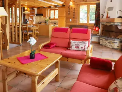 Ein Sitzbereich in der Unterkunft Chalet Gamine by Interhome