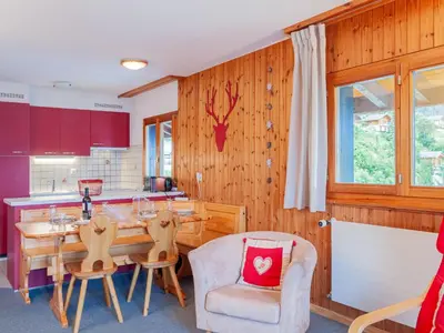Ein Sitzbereich in der Unterkunft Apartment Les Crêtes 1-3 by Interhome