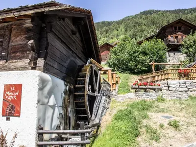 Ein allgemeiner Bergblick oder ein Berglick von der Ferienwohnung aus