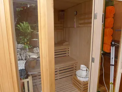Ein Badezimmer in der Unterkunft Apartment Chalet Seeberg by Interhome