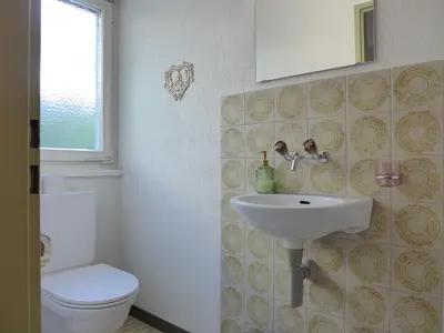 Ein Badezimmer in der Unterkunft Holiday Home Salzhubelweg by Interhome