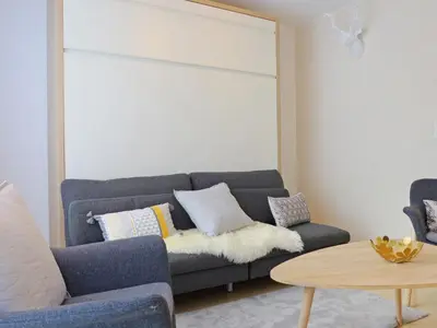Ein Sitzbereich in der Unterkunft Apartment Le Mans by Interhome