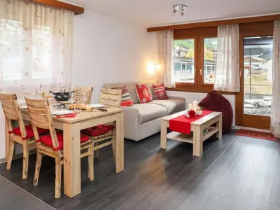 Ein Sitzbereich in der Unterkunft Apartment Rossignol B by Interhome