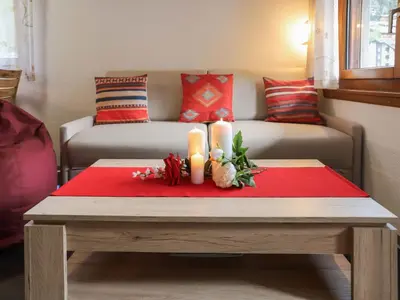 Ein Sitzbereich in der Unterkunft Apartment Rossignol B by Interhome