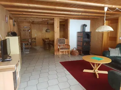 Ein Sitzbereich in der Unterkunft Chalet mit Alpenambiente Axalp