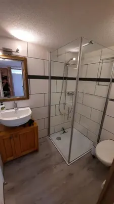 Ein Badezimmer in der Unterkunft Berner Oberland Am Thunersee