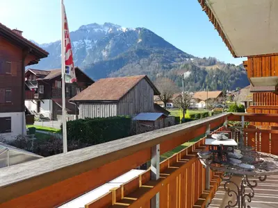 Ein allgemeiner Bergblick oder ein Berglick von der Ferienwohnung aus