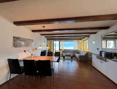Ein Sitzbereich in der Unterkunft Brissago: Casa Collinetta H
