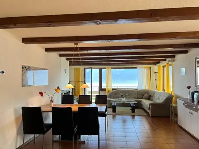 Ein Sitzbereich in der Unterkunft Brissago: Casa Collinetta H