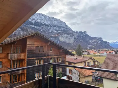 Ein allgemeiner Bergblick oder ein Berglick von der Ferienwohnung aus