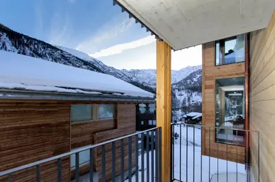 Ein allgemeiner Bergblick oder ein Berglick von der Ferienwohnung aus