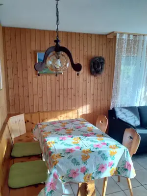 Ein Sitzbereich in der Unterkunft Haus Opal,Wohnung 21