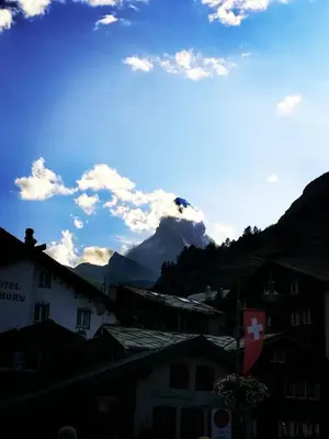 Ein allgemeiner Bergblick oder ein Berglick von der Ferienwohnung aus