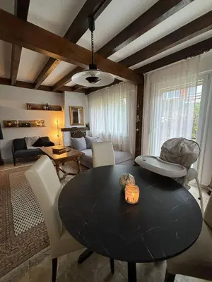 Ein Sitzbereich in der Unterkunft Crans-Montana Duplex Lodge