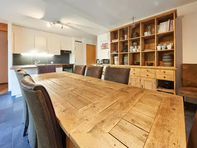 Küche/Küchenzeile in der Unterkunft Chalet Hiboux by Interhome