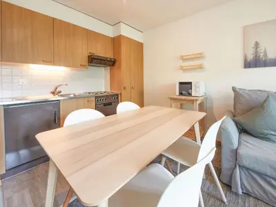 Küche/Küchenzeile in der Unterkunft Apartment Hameau D004 by Interhome