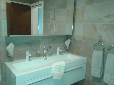 Ein Badezimmer in der Unterkunft Blomatu II Top Floor