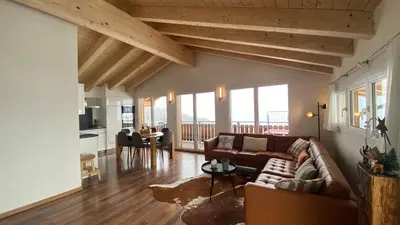 Ein Sitzbereich in der Unterkunft Bergquelle Dachwohnung