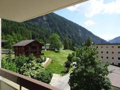 Ein allgemeiner Bergblick oder ein Berglick von der Ferienwohnung aus