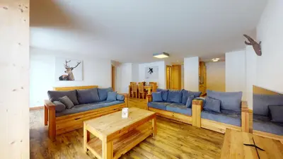 Ein Sitzbereich in der Unterkunft Les Mayens MA 002 - LUXURY apartment 6 pers
