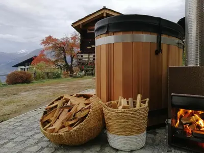 Ein allgemeiner Bergblick oder ein Berglick von des Chalets aus