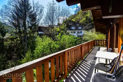 Ein Balkon oder eine Terrasse in der Unterkunft Ferienwohnung Chalet Tamalone, Mörel