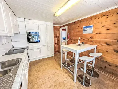 Küche/Küchenzeile in der Unterkunft Holiday Home Godo by Interhome