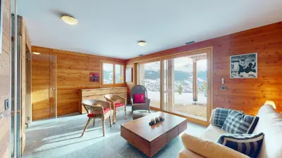 Ein Sitzbereich in der Unterkunft Etoiles des Neiges LUXE & JACUZZI chalet 12 pers by Alpvision Résidences