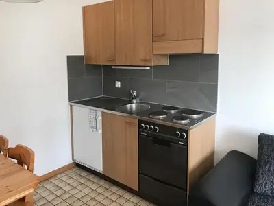 Küche/Küchenzeile in der Unterkunft Apartment Hameau D001 by Interhome