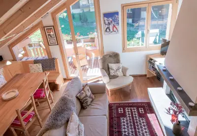 Ein Sitzbereich in der Unterkunft Chalet Luna