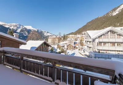 Ein allgemeiner Bergblick oder ein Berglick von der Ferienwohnung aus