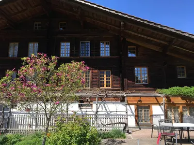 Das Gebäude in dem sich die Ferienwohnung befindet