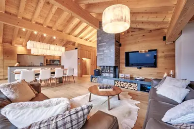 Ein Sitzbereich in der Unterkunft The Grindelwald Penthouse - GRINDELHOMES