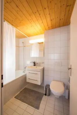 Ein Badezimmer in der Unterkunft Chalet Sunneblick