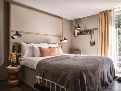 Ein Bett oder Betten in einem Zimmer der Unterkunft Nomad by CERVO Mountain Resort