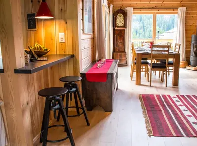 Ein Sitzbereich in der Unterkunft Chalet PapaGna