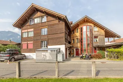 Das Gebäude in dem sich die Ferienwohnung befindet
