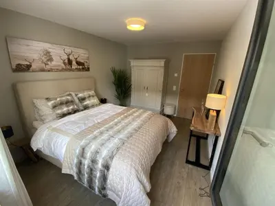 Ein Bett oder Betten in einem Zimmer der Unterkunft Apartment Alpenrose by Interhome
