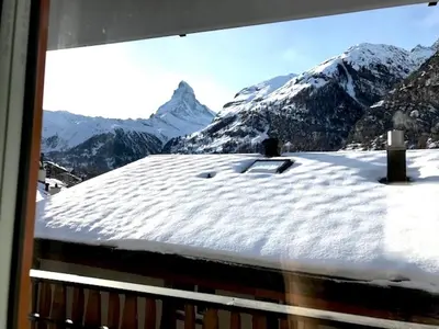 Ein allgemeiner Bergblick oder ein Berglick von der Ferienwohnung aus