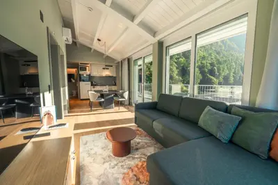 Ein Sitzbereich in der Unterkunft HOP Apartments & Suites