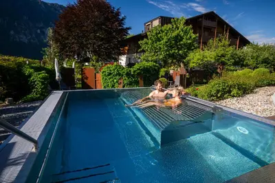 Der Swimmingpool an oder in der Nähe von SALZANO Hotel - Spa - Restaurant