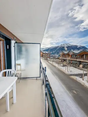 Ein allgemeiner Bergblick oder ein Berglick von der Ferienwohnung aus