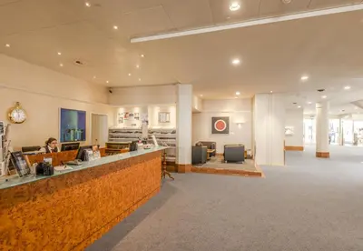 Lobby/Rezeption in der Unterkunft Hotel Metropole Interlaken