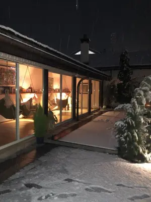Das Gebäude in dem sich das Chalet befindet
