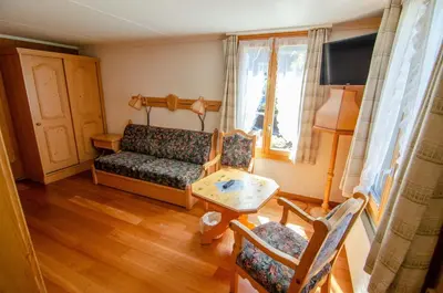 Ein Sitzbereich in der Unterkunft Hotel Blumental