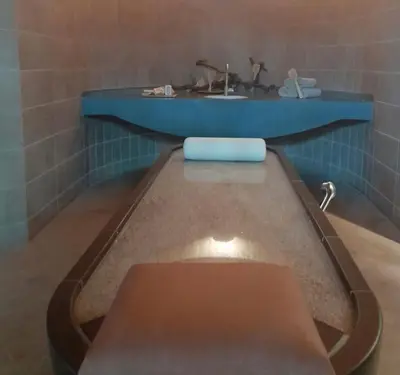 Spa und/oder Wellnesseinrichtungen in der Unterkunft Thermal Hotels & Walliser Alpentherme Leukerbad